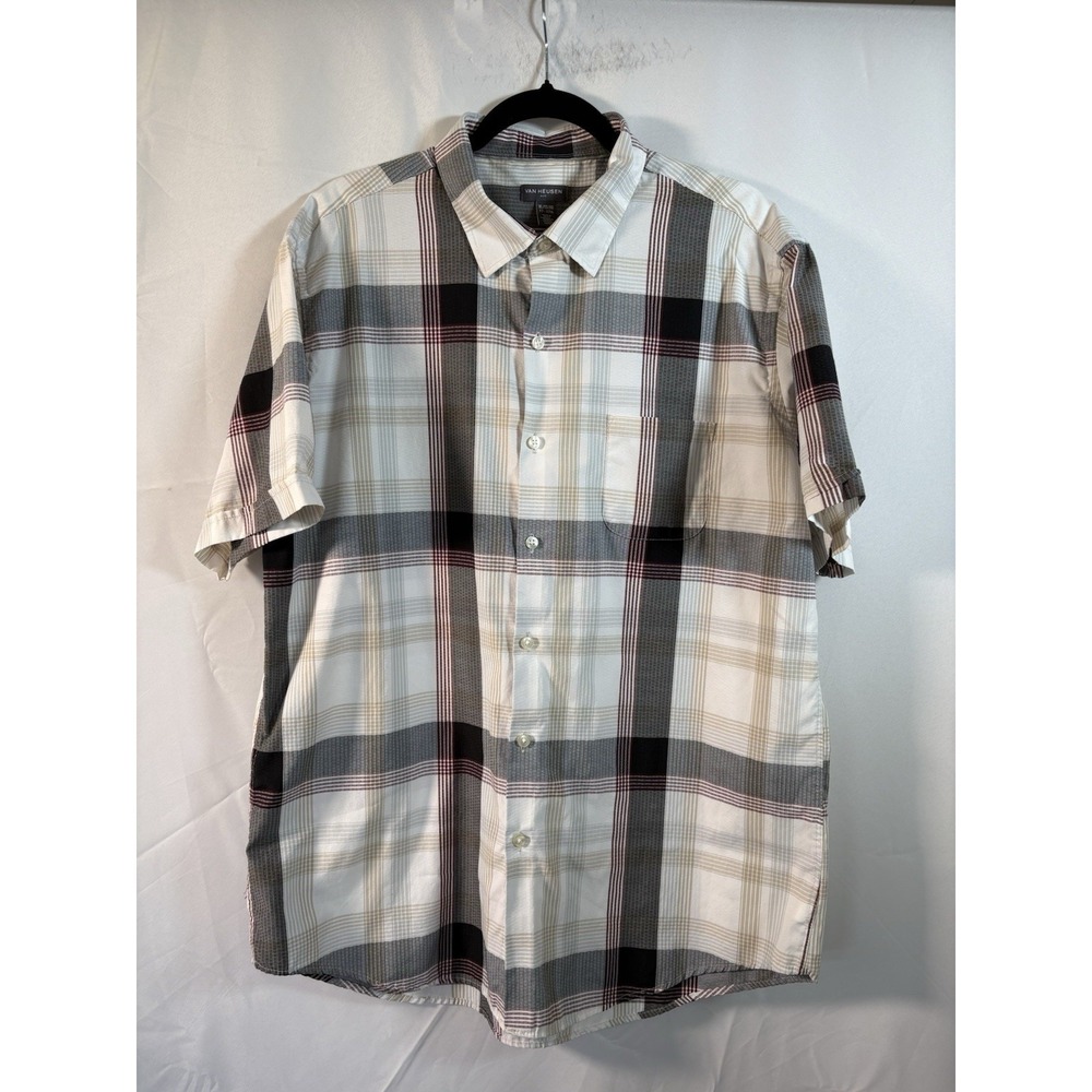 Van Heusen shirt size XL 17-17.5 plaid button‎ up short sleeves